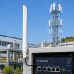2.4GHz Clip-Mount Blade Antenna with IPEX Connector